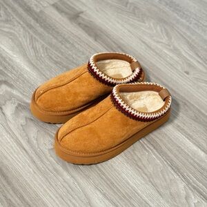 Altar’s State Slippers